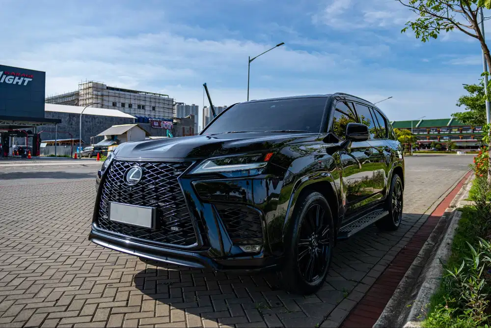 Lexus LX600 F-Sport 7 Seater 2024 Black Hitam 2023 2025 Jual Cepat Bu