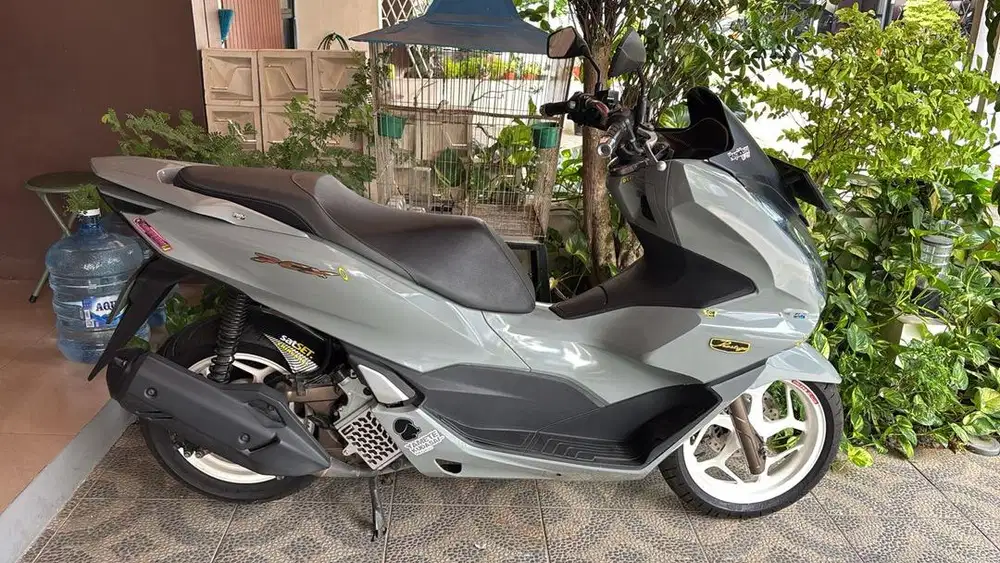 Honda PCX thn 2021 ABS, warna matte blue, KM 41069