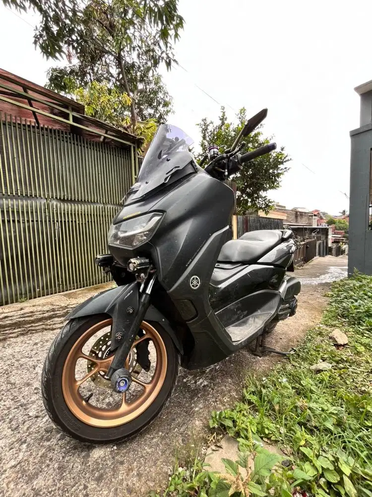 Nmax 2022 connected keyless abs