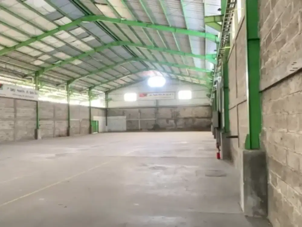 disewakan cepat gudang rapi siap pakai di cukang galih tangerang