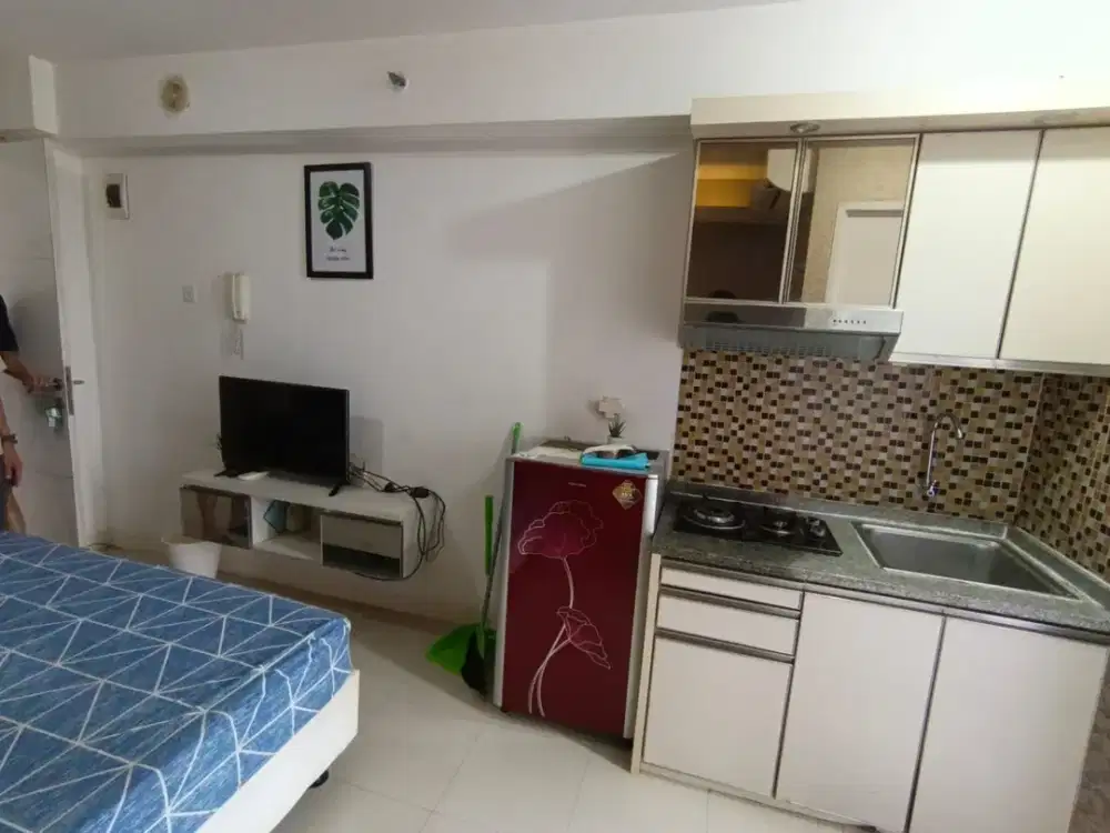 Atas mall Studio furnish apartemen bassura city, jakarta