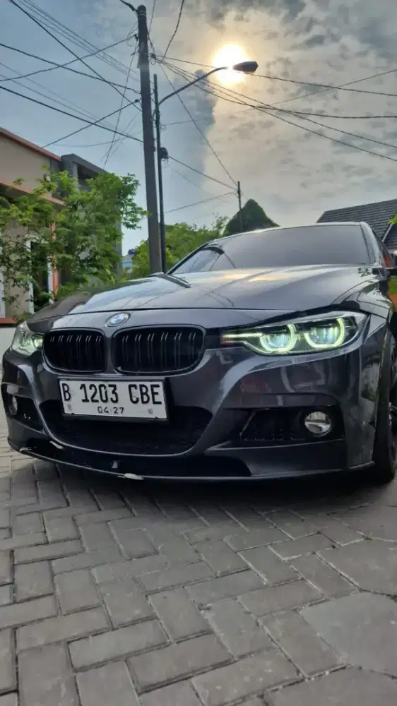 Di jual mobil BMW rawatan