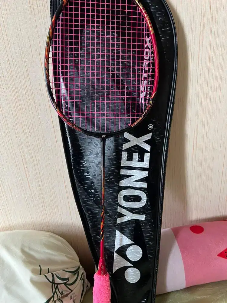 Raket Yonex Astrox 99 Pro 4ug5