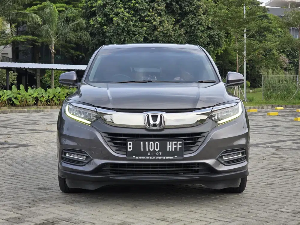 FREE GARANSI Honda HRV 1.5 SE (Spesial Edition)
2021
Abu Abu Metalik