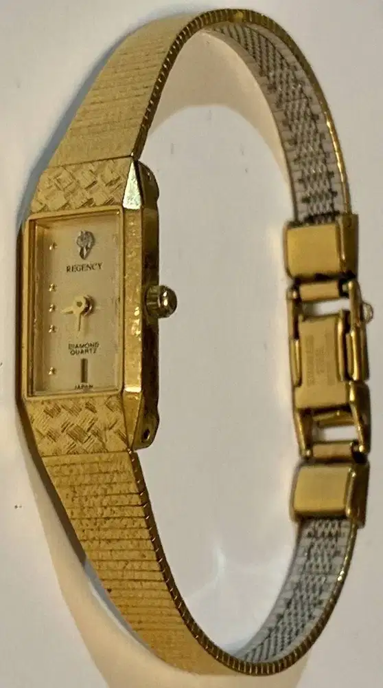 Regency Diamond Quartz Ladies Running Gold Tone Watch (new battery)