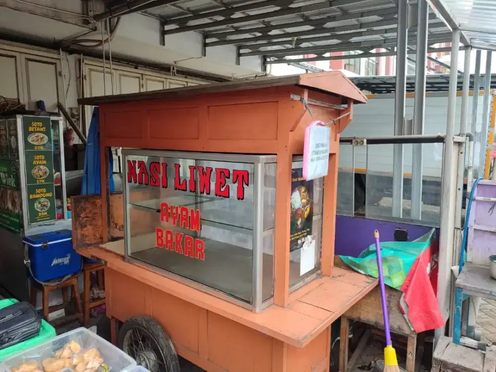 Gerobak dagang bekas