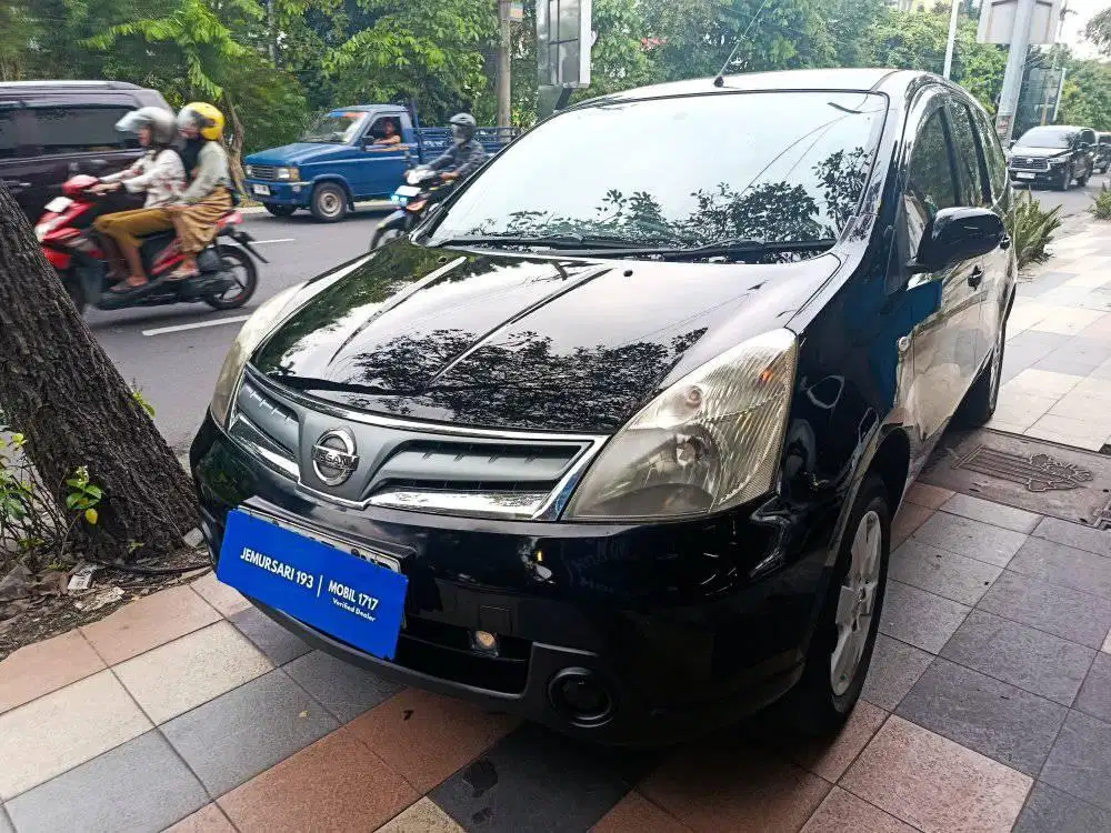 NISSAN 2013 GRAND LIVINA 1.5 M/T HITAM MURAH MOBIL 1717