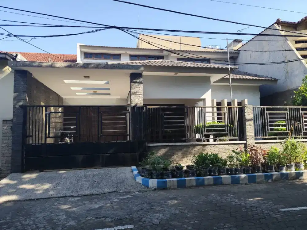 Rumah plus kos  Full Furnish  di Kendangsari,cocok untuk kantor dekat Raya