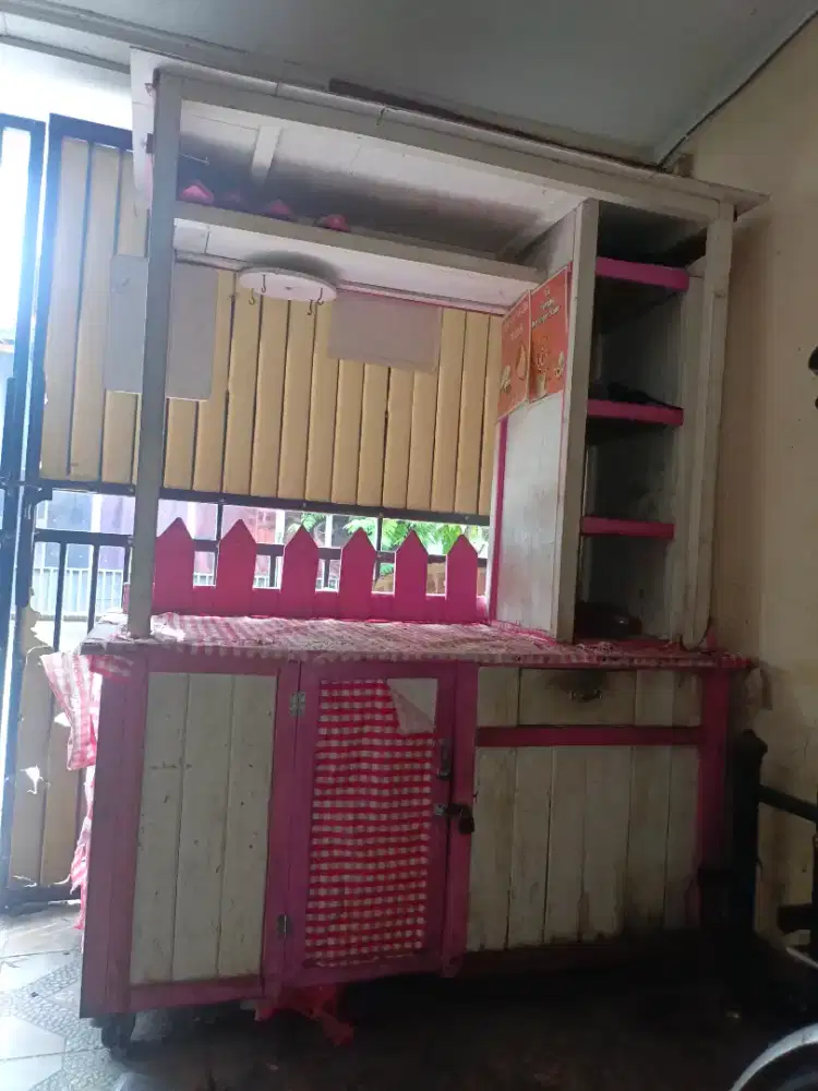 DI JUAL CEPAT GEROBAK KAYU BEKAS