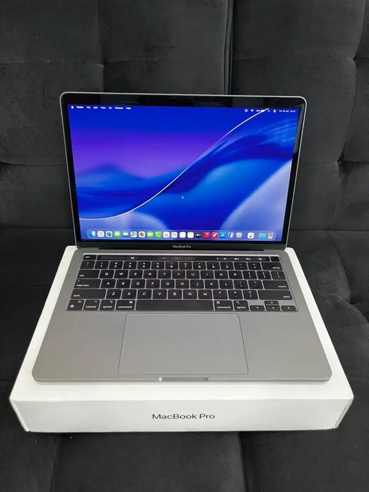 MacBook Pro M1 2020 13inch 8/256GB SECOND FULLSET
