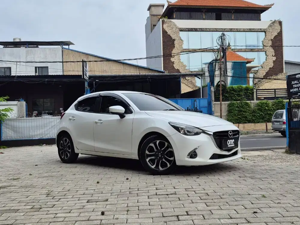 Mazda 2 R 1.5 AT 2017