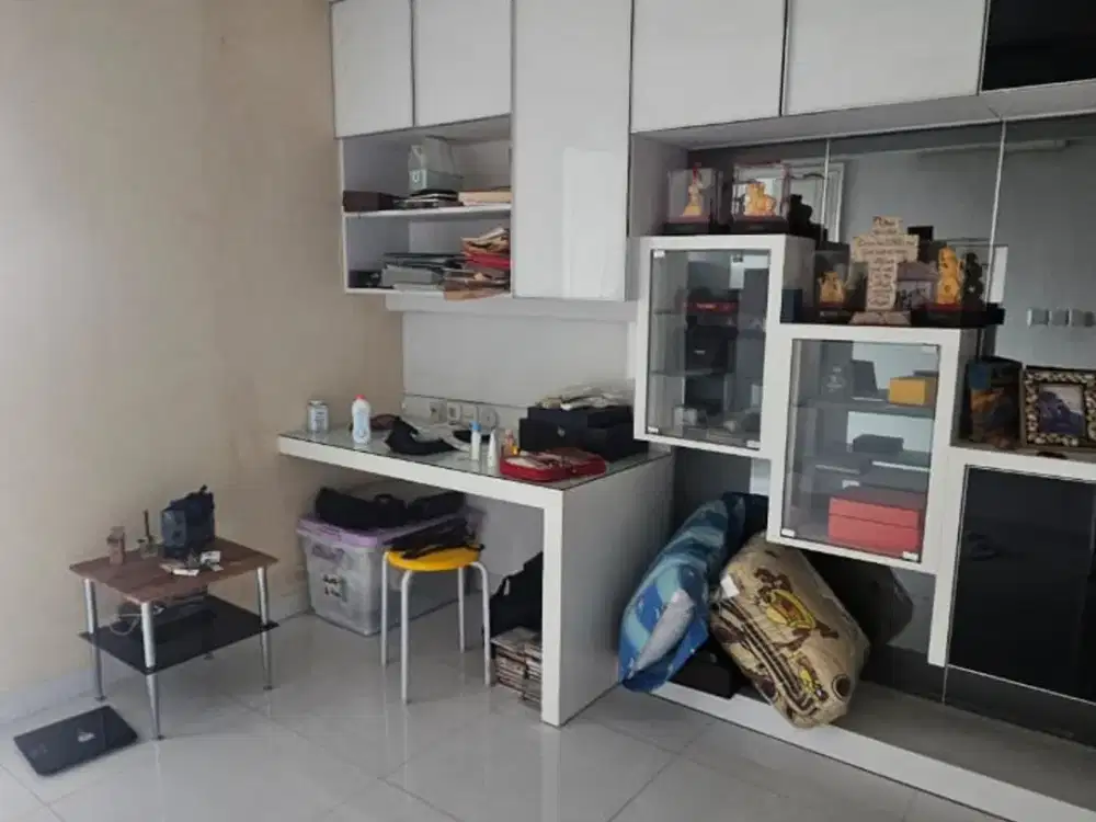 NL.384- Murah !! Disewakan Apt. Frenchwalk Luas 98 Tower Nice Garden Lantai Sedang Full Furnish View Mall