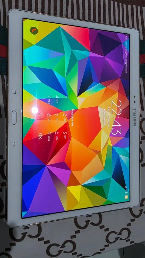 Tablet Samsung S-10 ( 10,5 inci)