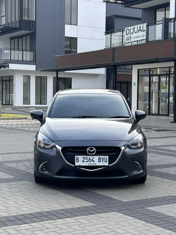 Obat Ganteng Cool Car Mazda 2 1.5 R Hatchback AT 2018 Favelift Abu2