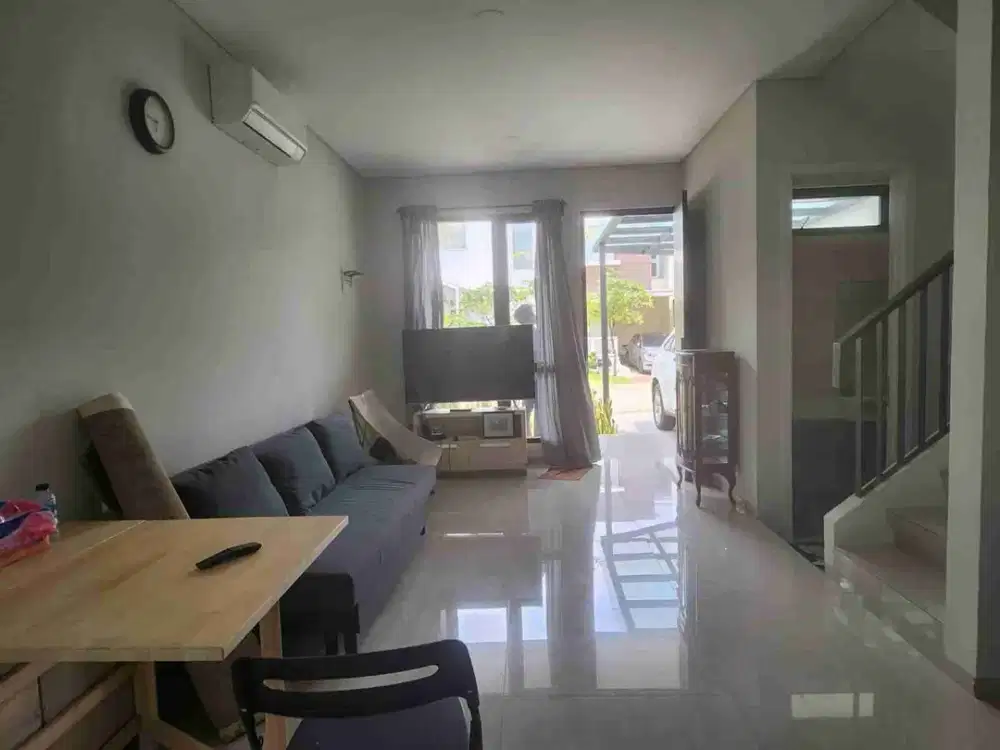 Disewakan Rumah Bagus di Kebayoran Piazza, Bintaro