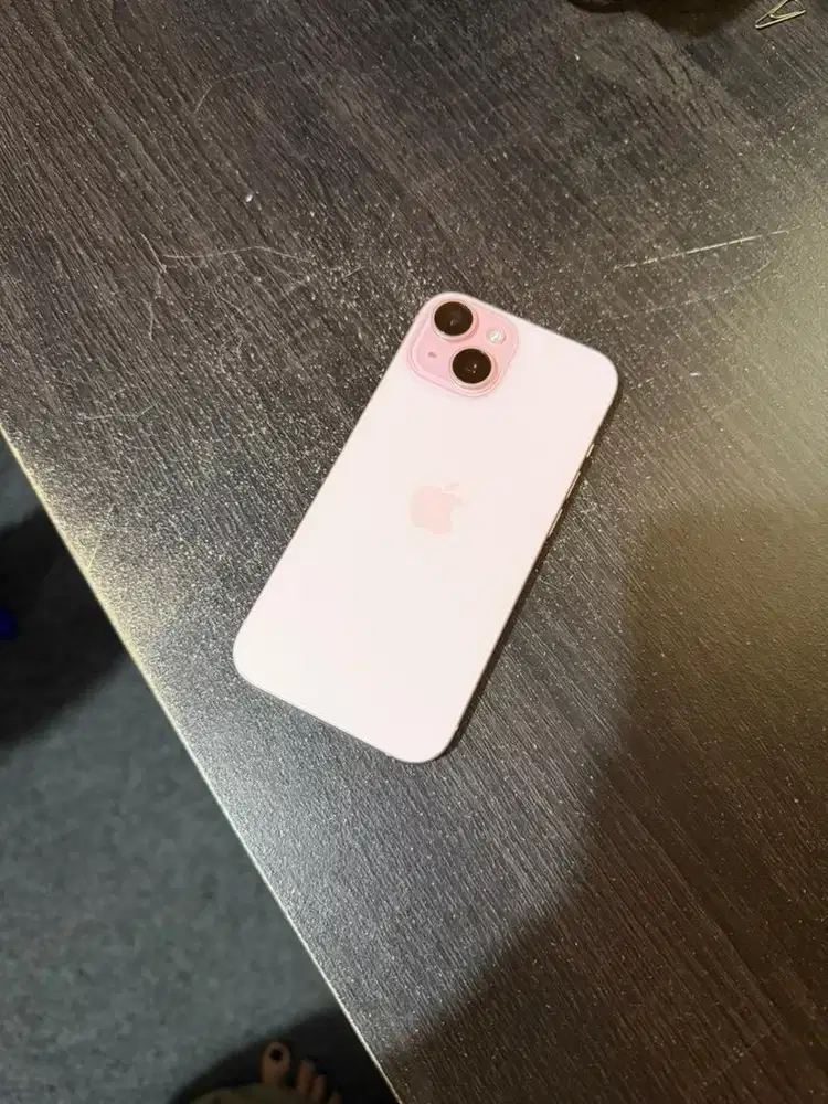For Sale Iphone 15 128 GB Pink