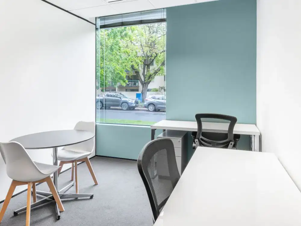 Regus - Menara BTPN (Kantor Pribadi 3 Orang)