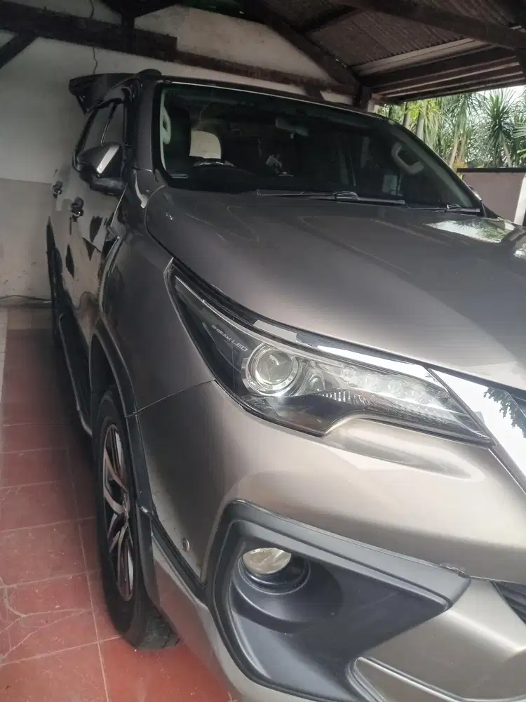 Toyota Fortuner 2018 Bensin