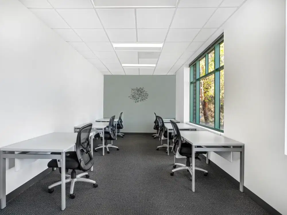 Regus - The Energy Building (Op2)