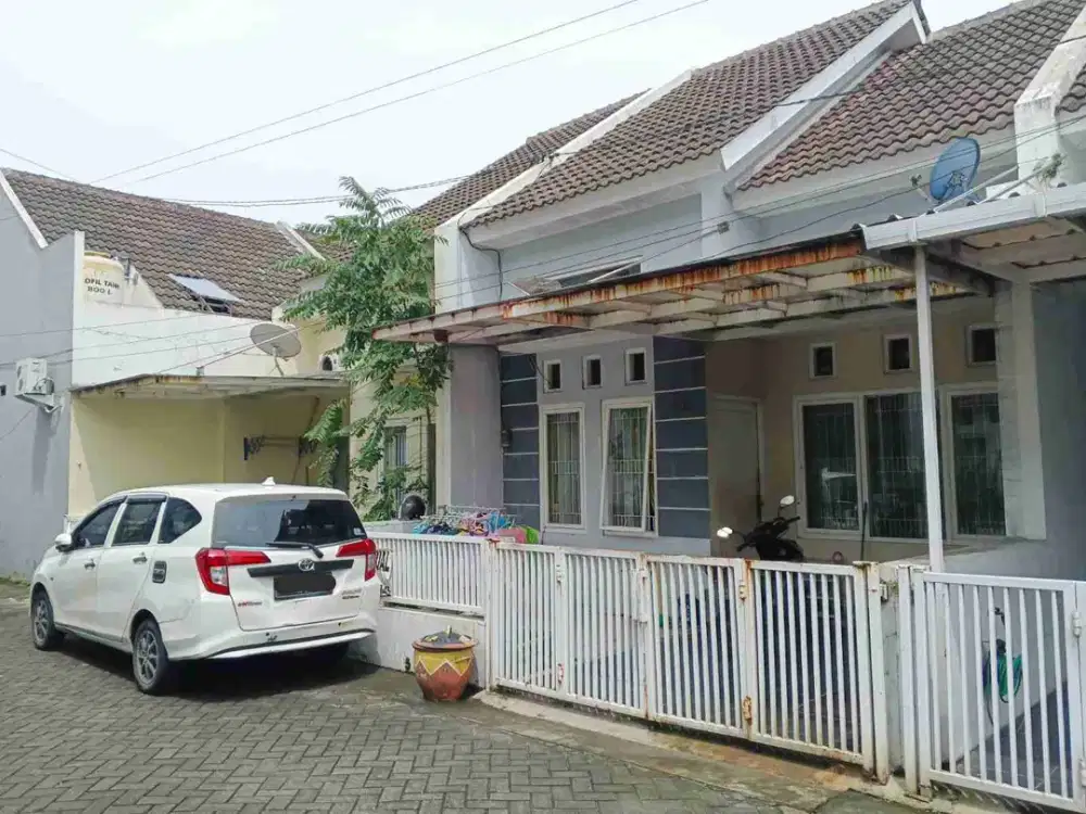 Dijual rumah di panjang jiwo lokasi strategis dan komersial area