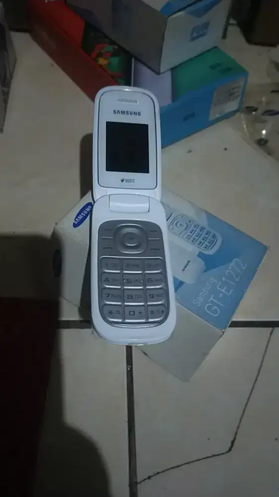 Jual hp Samsung lipat