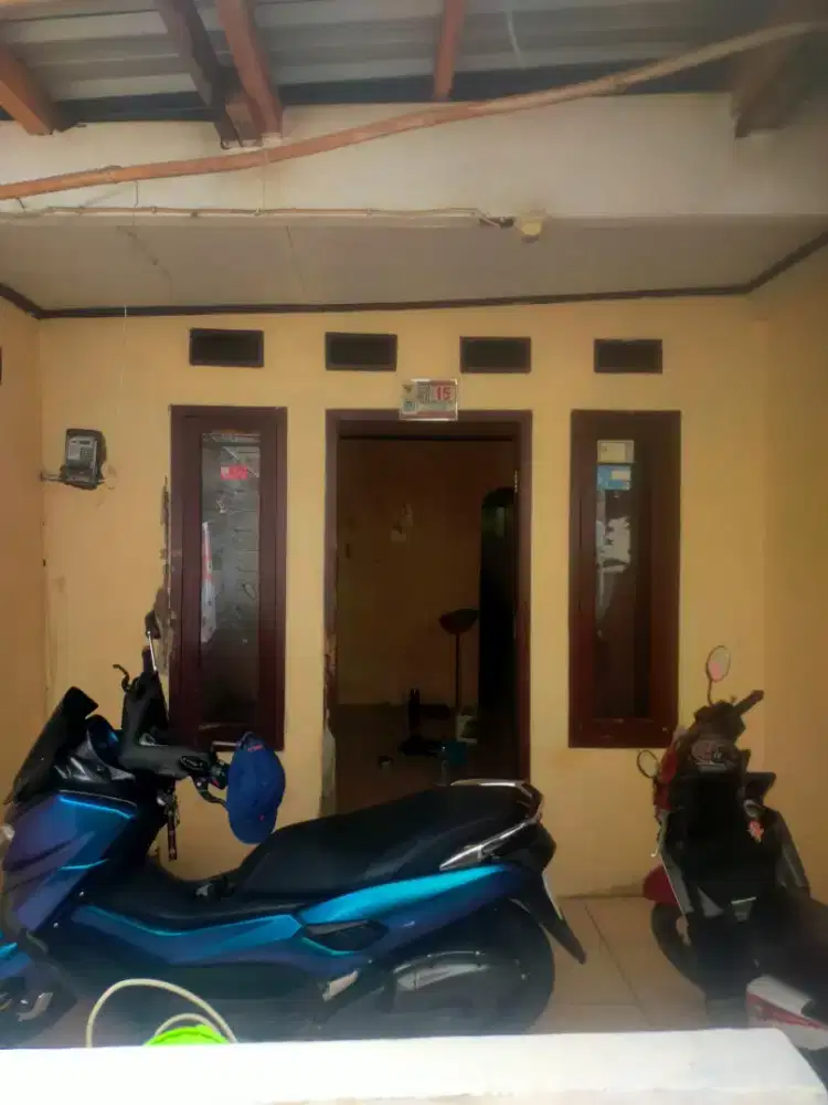 Rumah model petakan di jl.asem Munjul