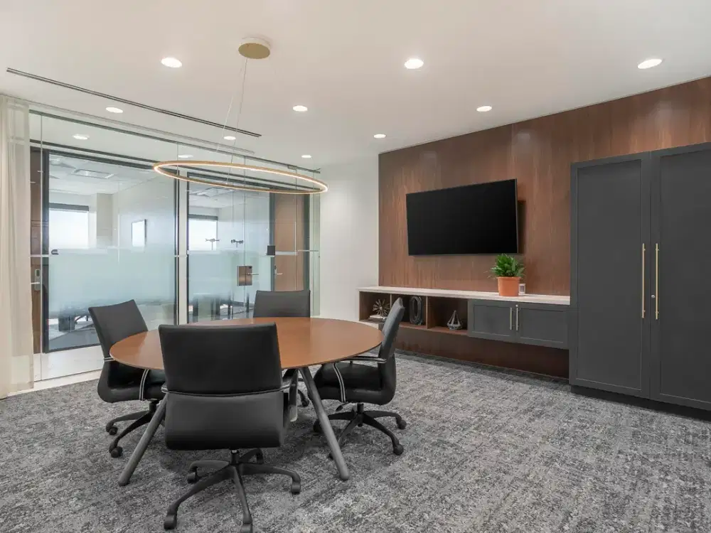 Regus - Mega Office Park (Kantor Pribadi 4 Orang)