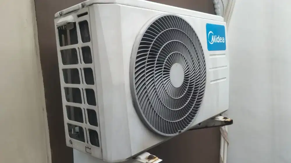 dijual AC Midea 1/2 PK