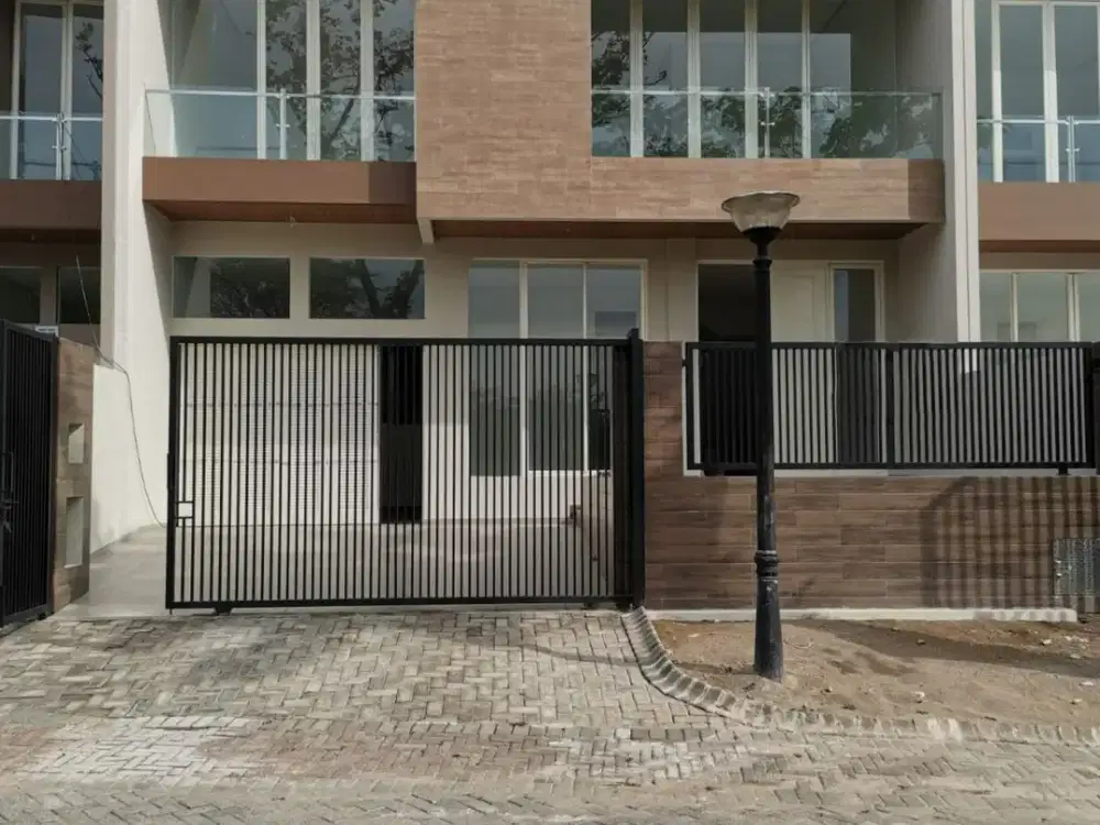 Baru Gress Rumah Bukit Golf Citraland Surabaya Barat