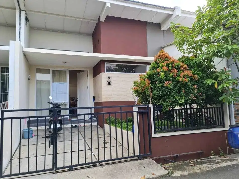 DISEWAKAN Rumah Baru Magnolia Residence Cimone Jatake Tangerang