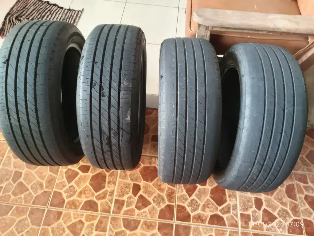 Ban Bridgestone Turanza T005 A 185/55 R16