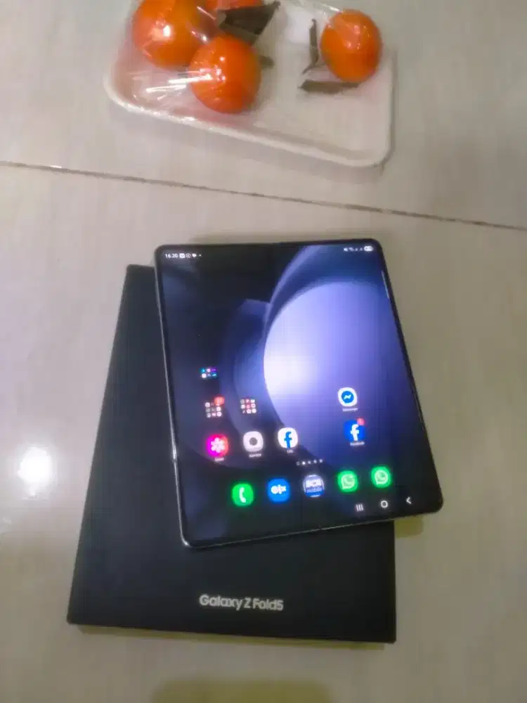 Samsung z fold5 12/256 (bisa tt
