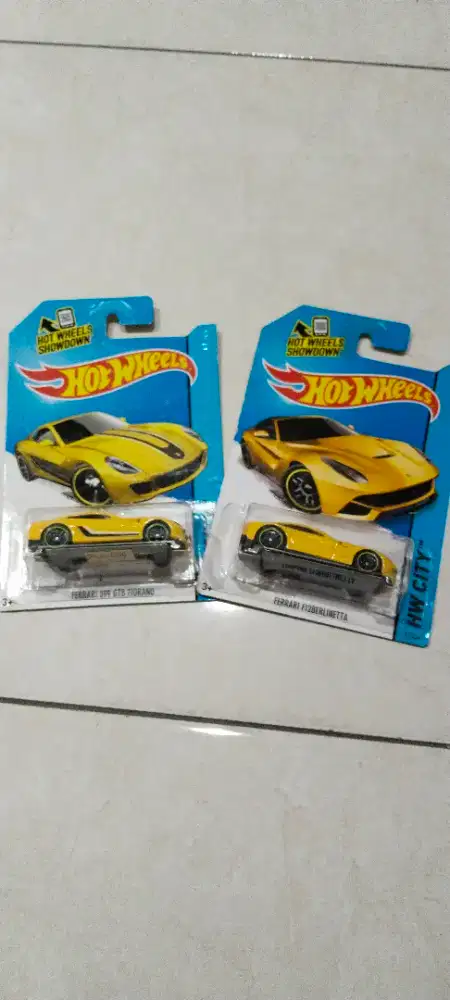 Hotwheels ferrari