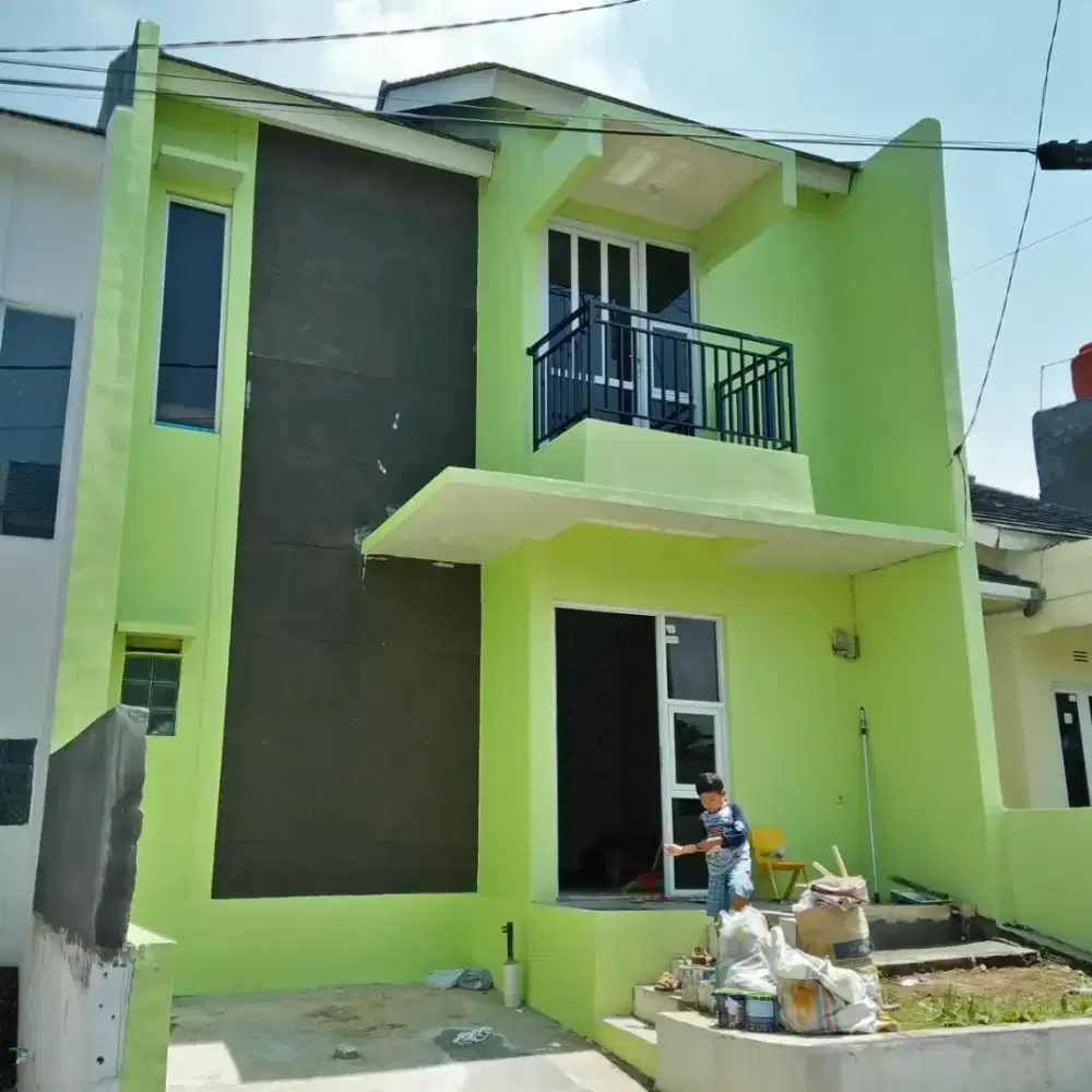 Rumah dua lantai view kota bandung