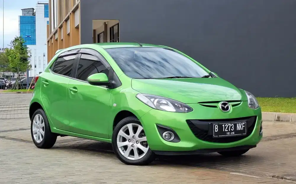 Mazda 2 S 1.5 AT 2011
