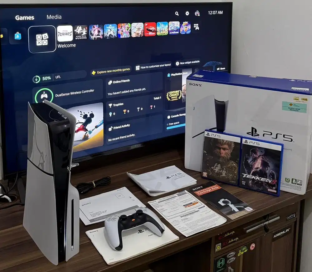 PS5 Slim Disk Version 1TB + 2 Kaset (Mulus)