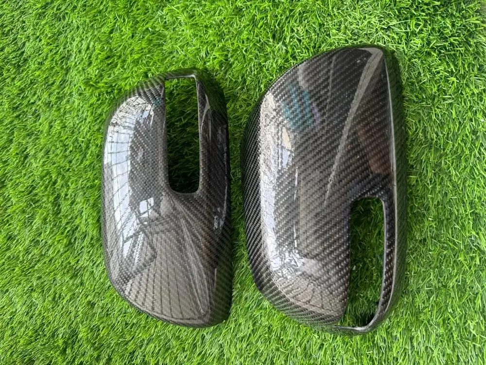 Cover spion carbon kevlar fortuner VNT