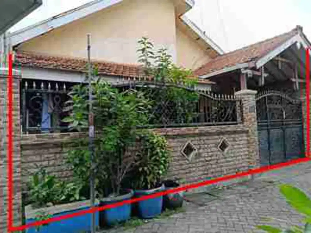 Dijual rumah asset lelang  di Simolawang  lokasi komersial  area
