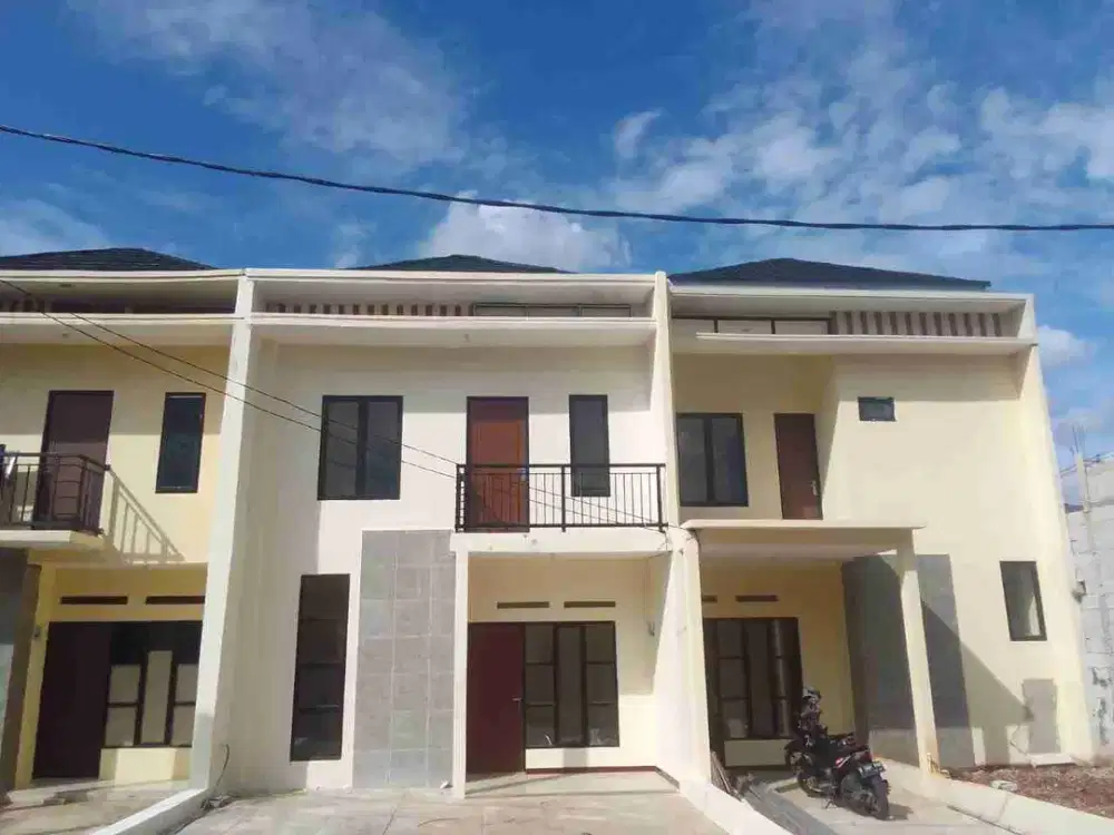 Rumah Siap Huni 2 Lantai Asri Strategis di Karadenan Cibinong