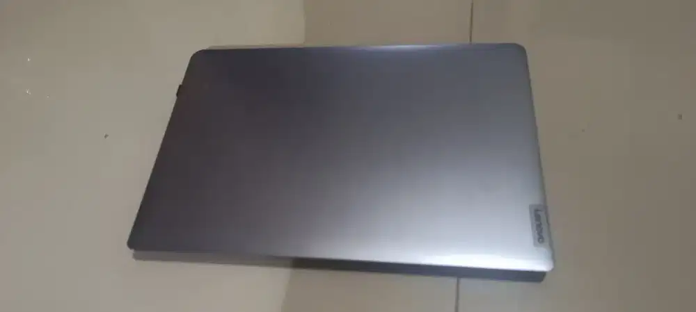 Laptop lenovo idea pad slim i3 i3 1215U ram 16 SSD 512