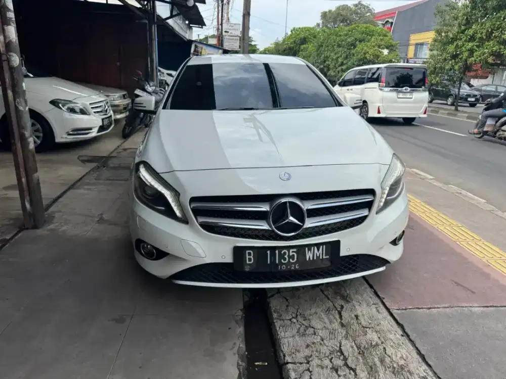Mercy A200 sport 2013 AT pajak on Siap pakai