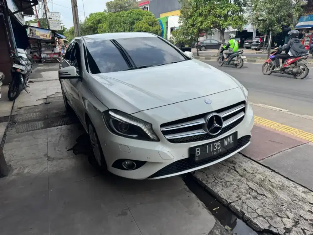 Mercy A200 sport 2013 AT pajak on Siap pakai