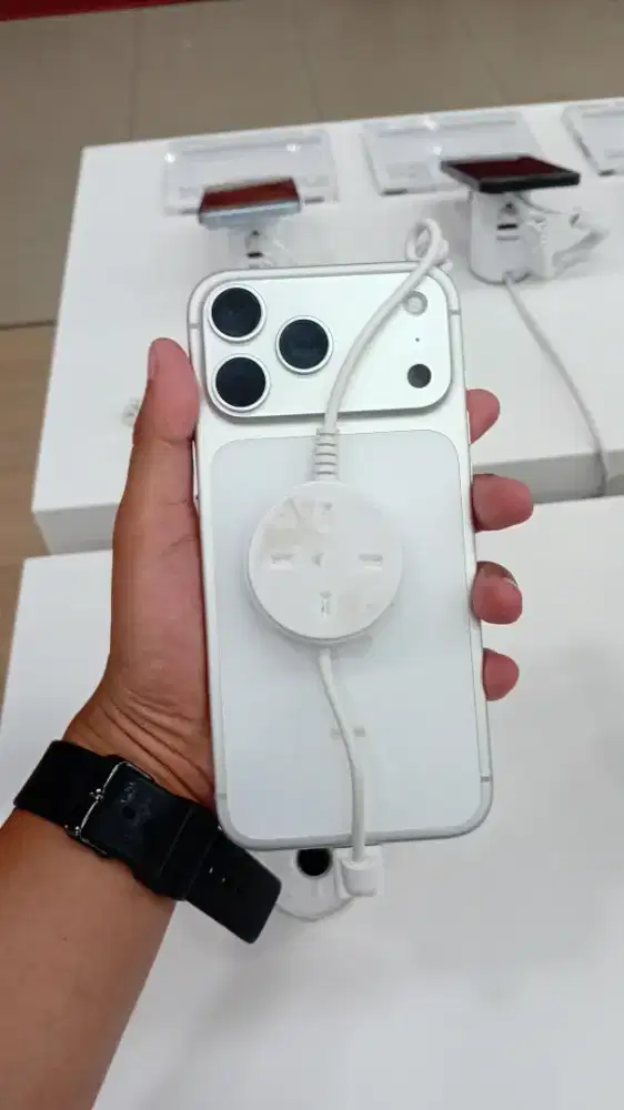 IPHONE 17 PRO MAX KREDIT INDODANA BUNGA 0% GRATIS 2X