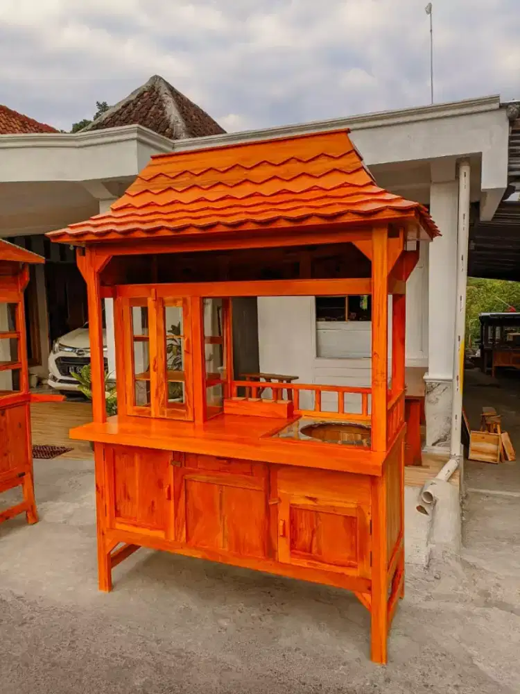 Gerobak bakso, gerobak angkringan, gerobak mie ayam,dll