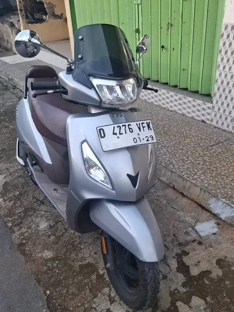 Tvs Callisto Silver plat T