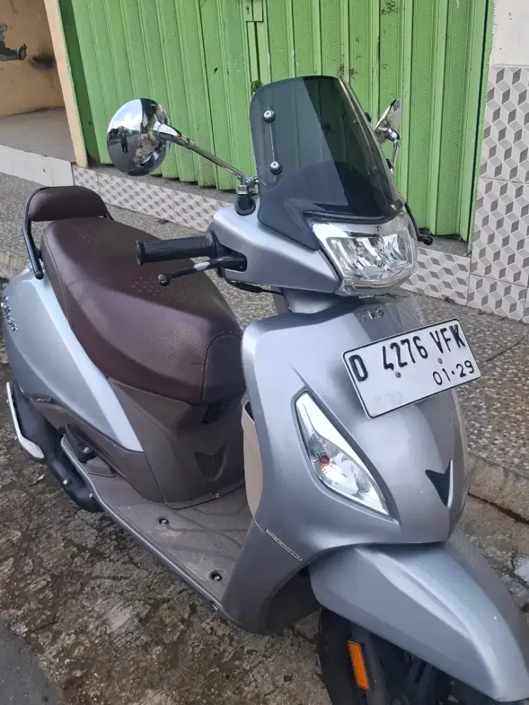 Tvs Callisto 110.