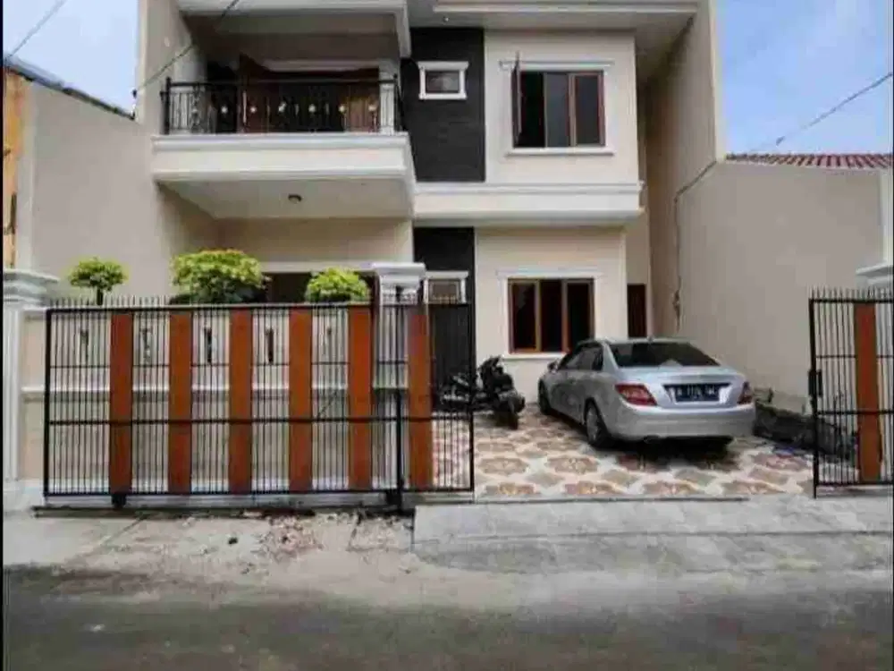 Bangunan Baru Mewah Rumah Pulo Asem akses 2 mobil