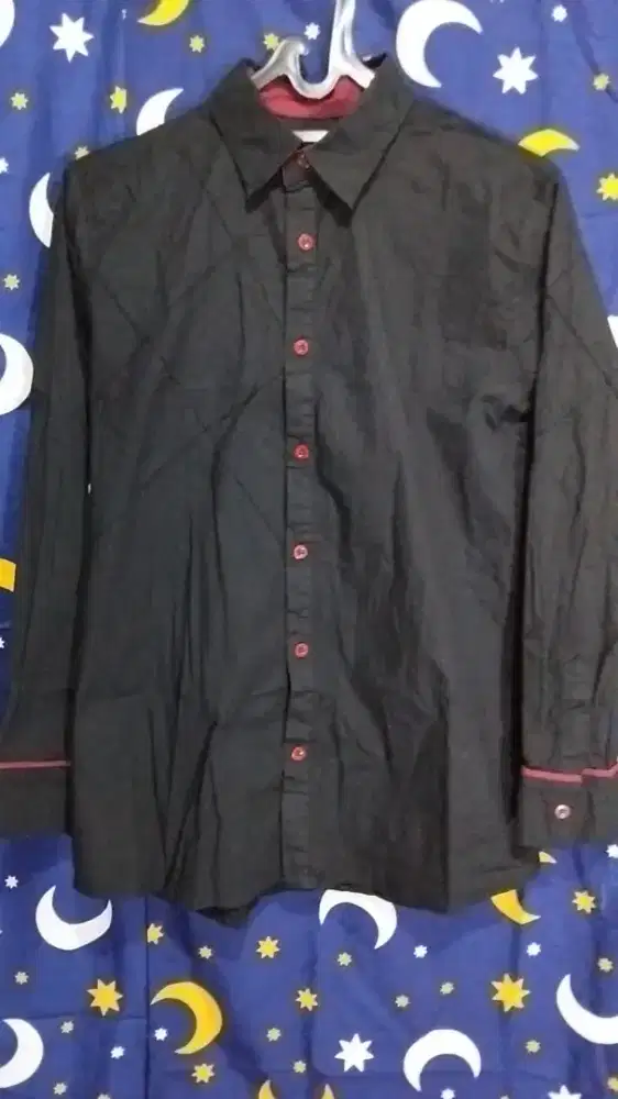 Kemeja lengan panjang pria