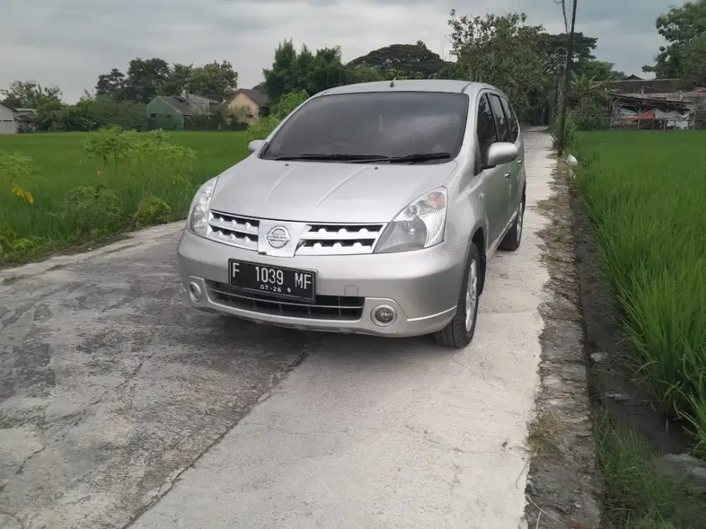 Istimewa.!! Nissan Grand Livina xv AT 2008