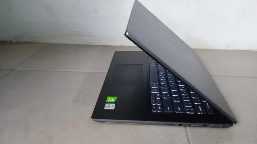 Dell vostro 5490 i7 gen 10